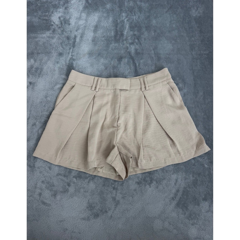 Italian European Summer Coastal Beige Plated High Waisted Tailored Shorts L